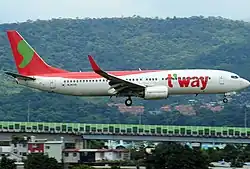 B737 von T’way landet in Taipeh (2016)