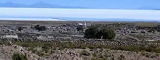 Blick über Tahua auf den Salar de Uyuni