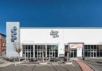 Fassade Tanzhaus NRW 2018, Foto Katja Illner