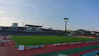Blick auf die Haupttribüne (November 2018)