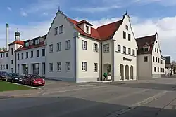 Gebäudefassade historischen Ursprungs der Fleischwerke Zimmermann