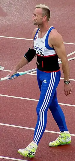 Der dreifache Weltmeister (1997 bis 2001) Tomáš Dvořák, 1996 Olympiadritter, erreichte Platz acht