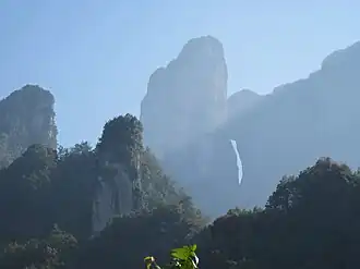 Tianmen mit dem ‚Himmelstor‘