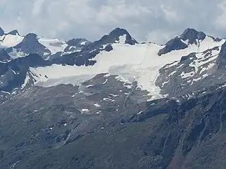 Mutkogel (Mitte) über dem Tiefenbachferner vom Brunnenkogelhaus, rechts der Tiefenbachkogel