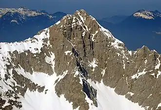 Tiefkarspitze (gesehen vom Pleisenspitz)
