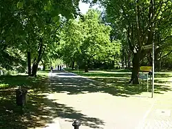 Bettina-von-Arnim-Ufer