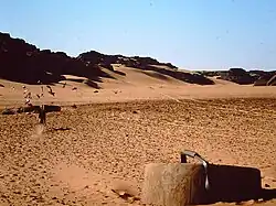 Brunnen Tim Missao, vorn rechts