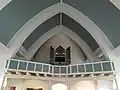 Empore mit Orgel