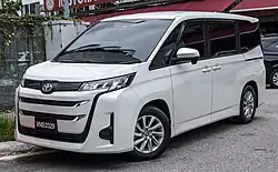 Toyota Noah (seit 2022)