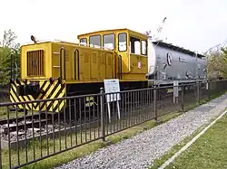 Diesellok auf Gleisabschnitt in Miho