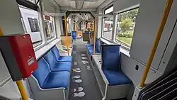 Fahrgastraum über einem Combino-Laufwerk