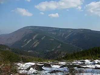 Travný vom Lysá hora aus gesehen