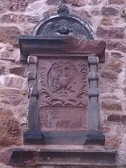 1696: Wappenstein mit Ziegenadler, am Rathaus in Treysa