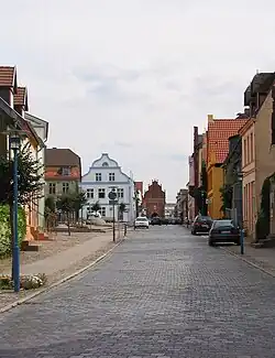 Hauptstraße mit Steintor