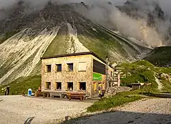 Österreichische Tribulaunhütte