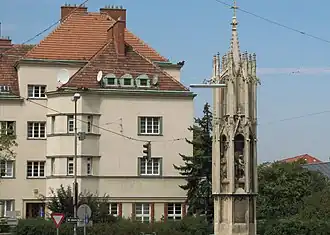 Spinnerin mit George-Washington-Hof