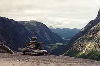 Blick vom Trollstigen hinunter nach Åndalsnes