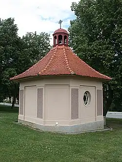 Trpísty, Kapelle am Dorfplatz