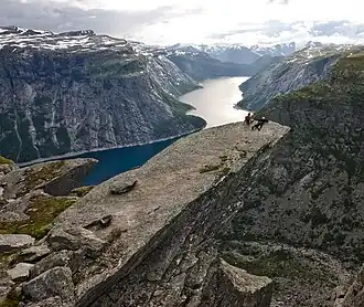 Trolltunga vor dem Ringedalsvatnet