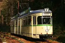 Tw 275 wird vor allem bei starkem Fahrgastandrang, sowie bei den Nikolausfahrten eingesetzt.