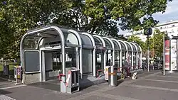 Aufnahmegebäude der ersten Ausbaustufe (U1) am Keplerplatz…