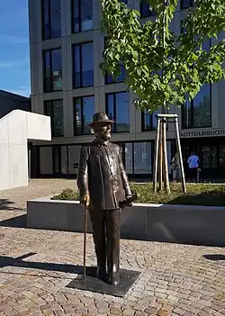 Bronzestatue Friedrich Kallmorgen, Grötzingen