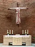 Altar und Christurfigur