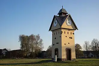 Uhrenturm des ehemaligen Pfuel’schen Gutshofes in Gielsdorf (1430–1924)