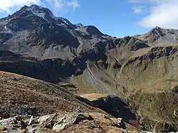 Über dem Talschluss des Nanztals