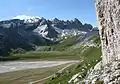 Unterer Segnasboden mit Schwemmfächer des Flusses vom Oberen Segnasboden, dahinter Ofen und Tschingelhörner