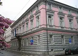 Slowenisches Verfassungsgericht, ehemals Kammer für Handel, Handwerk und Industrie – Innenausbau