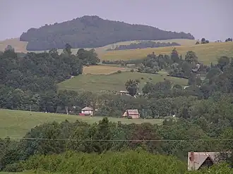 Blick von Víska über Růžek zum Gickelsberg