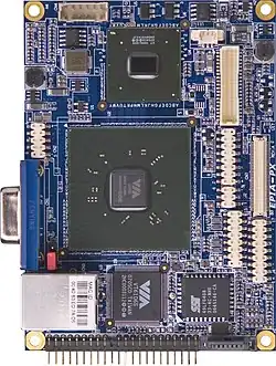 Pico-ITX board mit abgenommenen Kühlkörpern, CPU aufgelötet, 2008