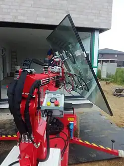 Vakuumheber Glasscheiben / Glasmontage von Hüffermann