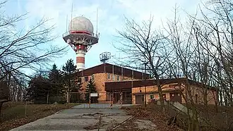 Radarstation auf dem Gipfel des Veľký Javorník