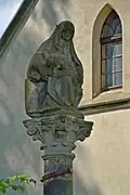 Pietà aus dem Jahre 1726, nun am Friedhofseingang in Weipert stehend. Ehemaliger Standort war der Friedhofseingang der Nikolauskirche in Preßnitz, nördlich der Nikolaikirche an der Kaadner Straße