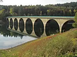 Klamer Brücke bei Niedrigwasser
