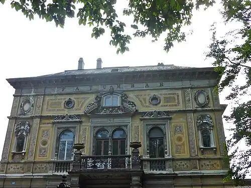 Vorderseite der Villa Patumbah, Zollikerstrasse 128, Zürich