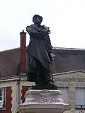 Alexandre-Dumas-Statue