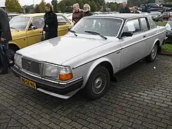Volvo 262 C (1980–1982)