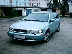 Volvo V40 (2000–2004)