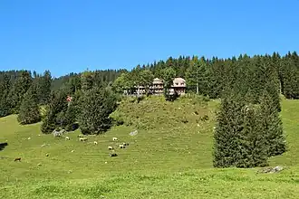 Das Kurhaus Voralp dient heute als Berggasthaus und Hotel.