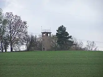 Wachturm auf dem Gipfel des Tellbergs