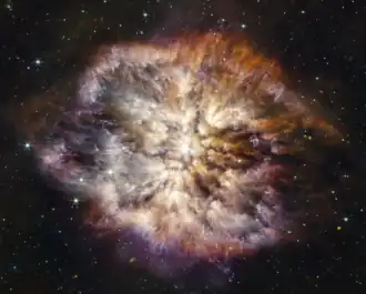 WR 124 mit umgebendem Nebel