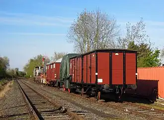 Blick in Richtung Raeren mit Fahrzeugen der Eisenbahnfreunde Grenzland