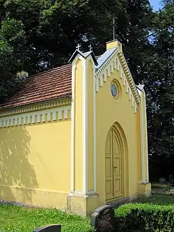 Kapelle auf dem Walower Kirchhof