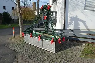 Gusseiserner Brunnen in Walsdorf (2019)