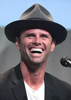 Walton Goggins (2015)