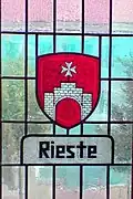 Das Wappen der Gemeinde Rieste als Glasbild im Rathaus der Samtgemeinde Bersenbrück