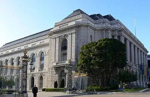 Das San Francisco War Memorial and Performing Arts Center, erste Heimstätte des San Francisco Museum of Art